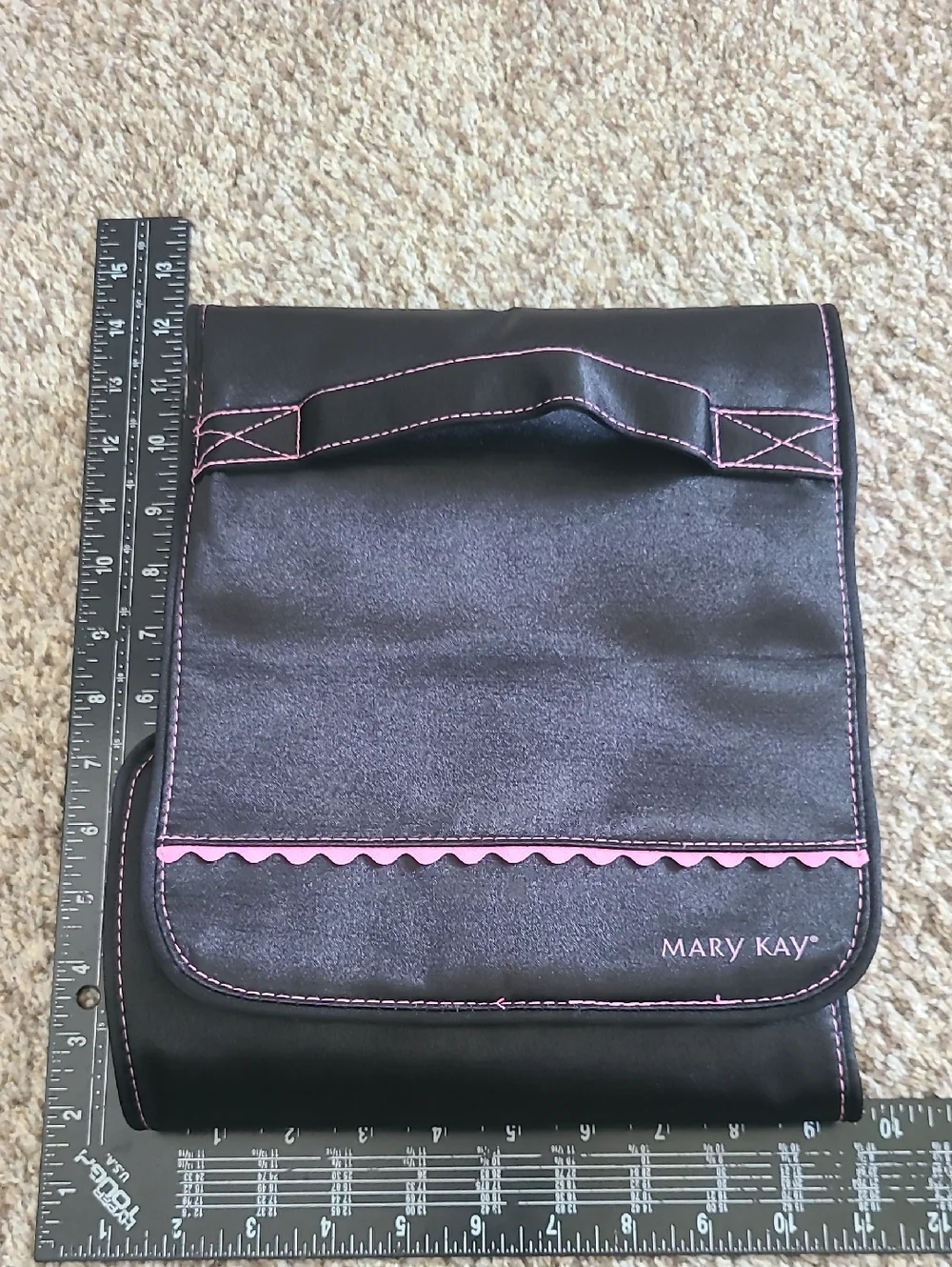 🆑️Mary Kay Roll-up Black with Pink Trim Makeup Organizer